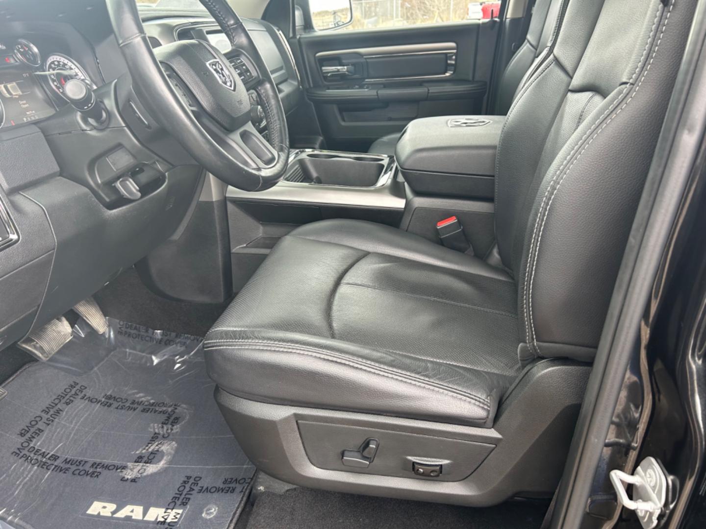 2018 RAM 1500 (1C6RR7MT4JS) , located at 3030 CY Ave, Casper, WY, 82604, (307) 265-3830, 42.827816, -106.357483 - Photo#12